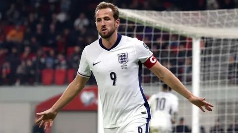 卢顿VS彼得堡联：半全场比分及专家预测